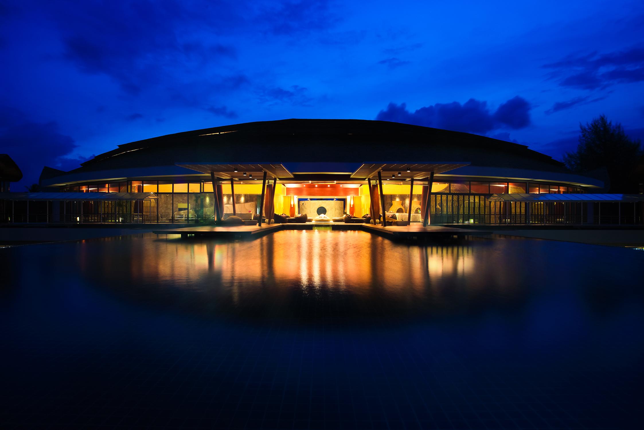 Graceland Khaolak Beachfront Resort Khao Lak Bagian luar foto
