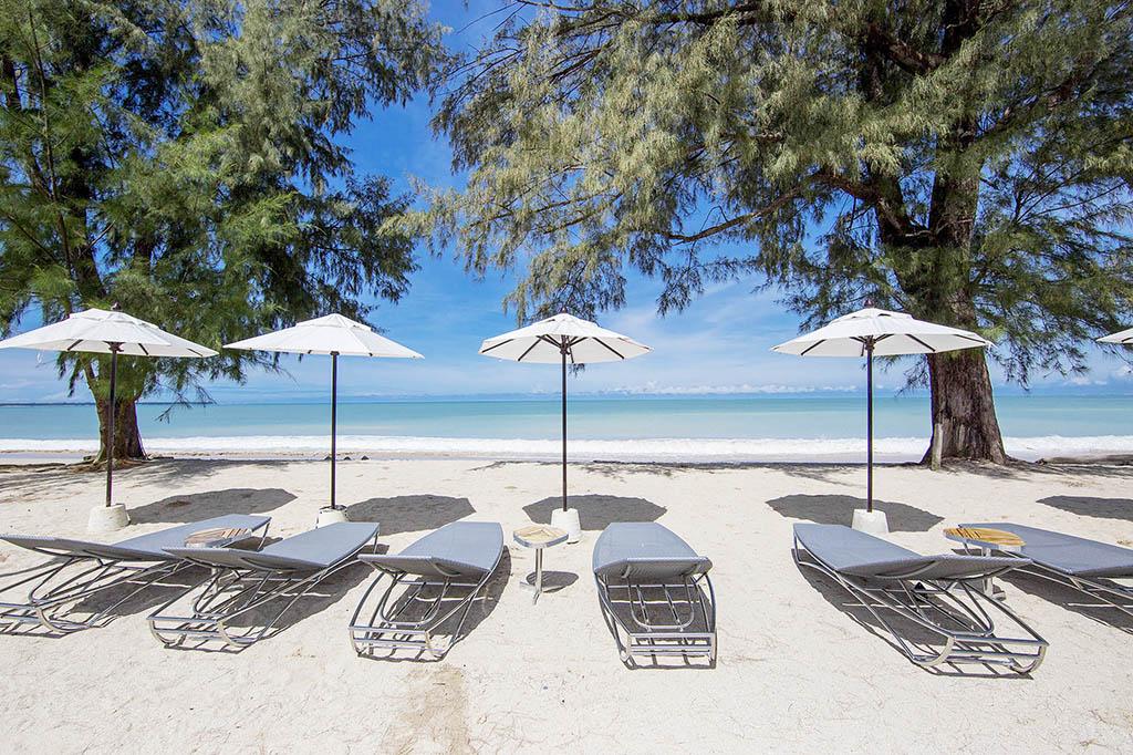 Graceland Khaolak Beachfront Resort Khao Lak Bagian luar foto