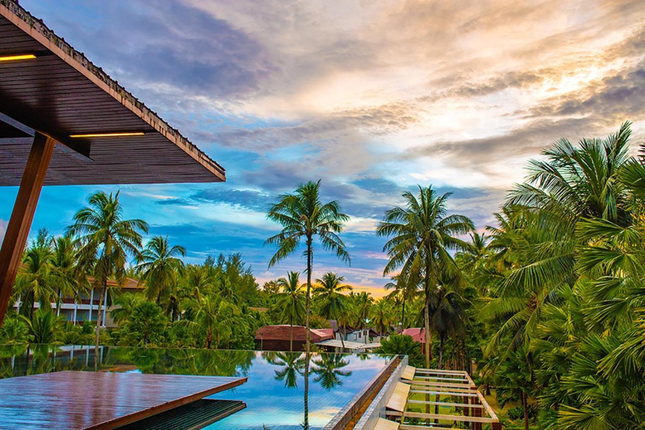 Graceland Khaolak Beachfront Resort Khao Lak Bagian luar foto